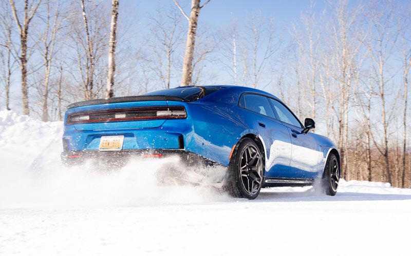 ���� Dodge Charger 5-Door 
