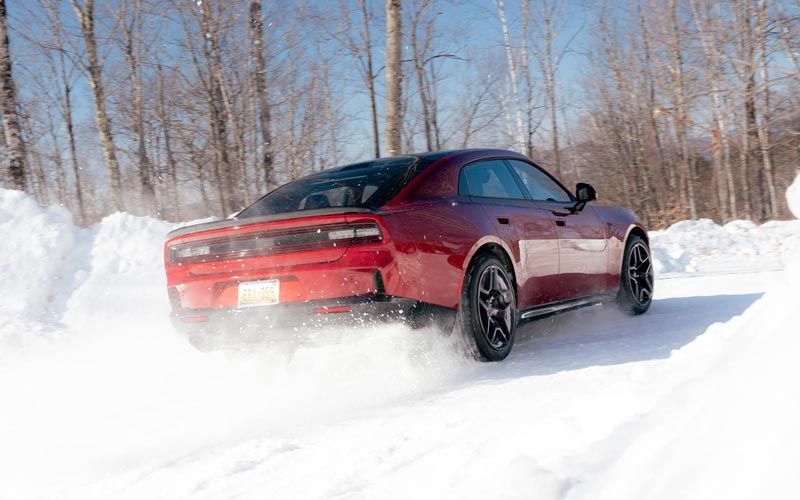 ���� Dodge Charger 5-Door 