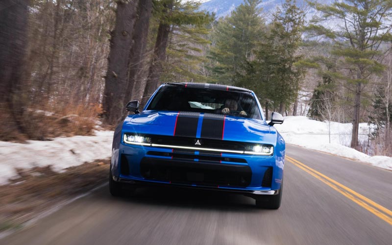 ���� Dodge Charger 5-Door 