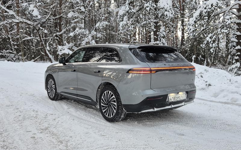 ���� Exeed Exlantix ET 