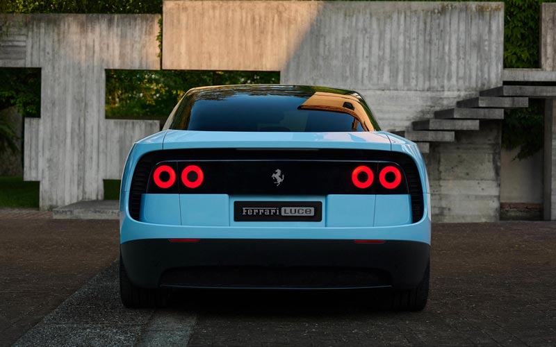 ���� Ferrari Luce 