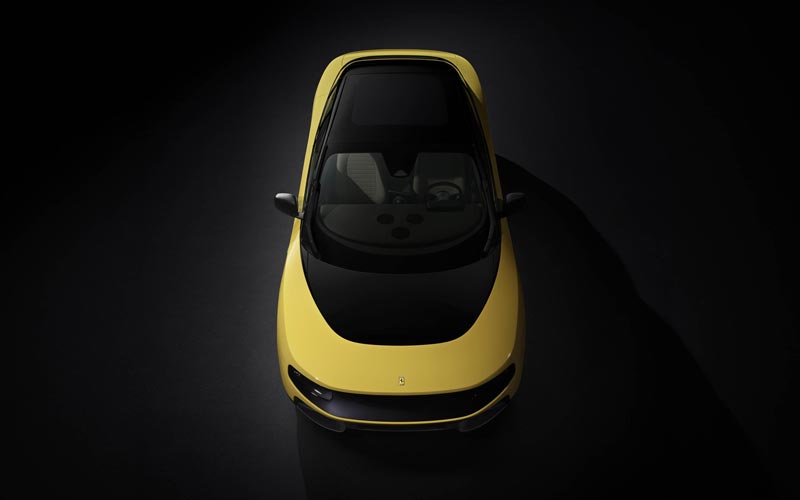 ���� Ferrari Luce 