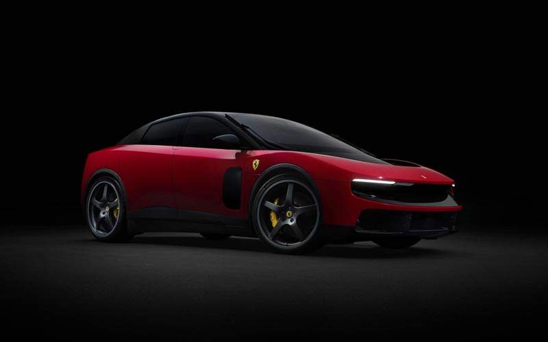 ���� Ferrari Luce 
