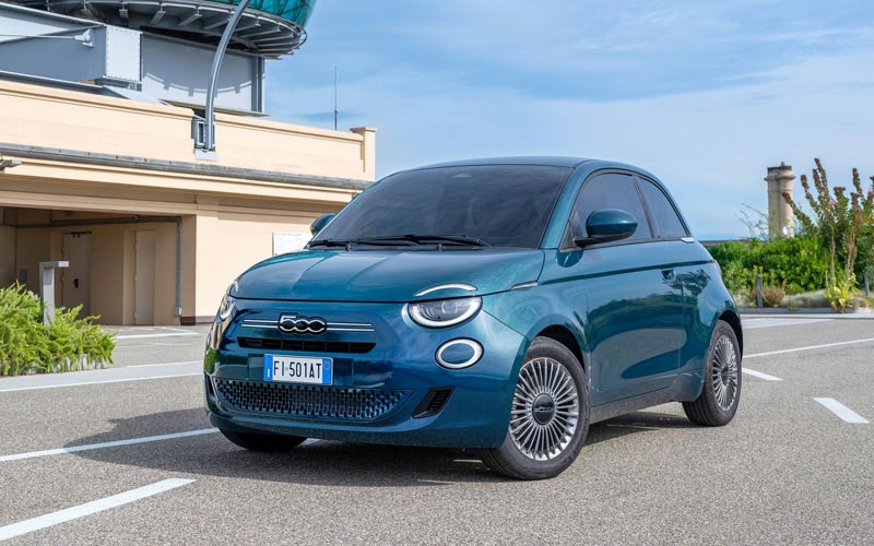 ���� FIAT 500 