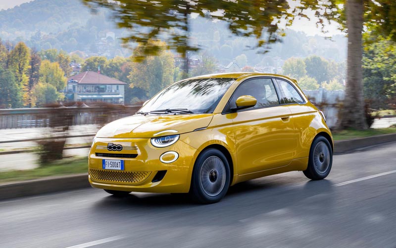 ���� FIAT 500 