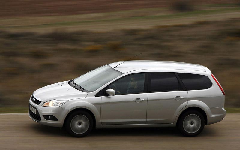  Ford Focus Wagon  (2008-2011)