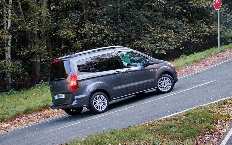  Ford Tourneo Courier  (2018-2023)