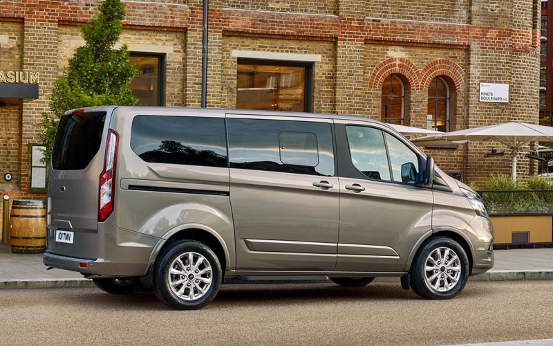  Ford Tourneo Custom  (2017-2023)