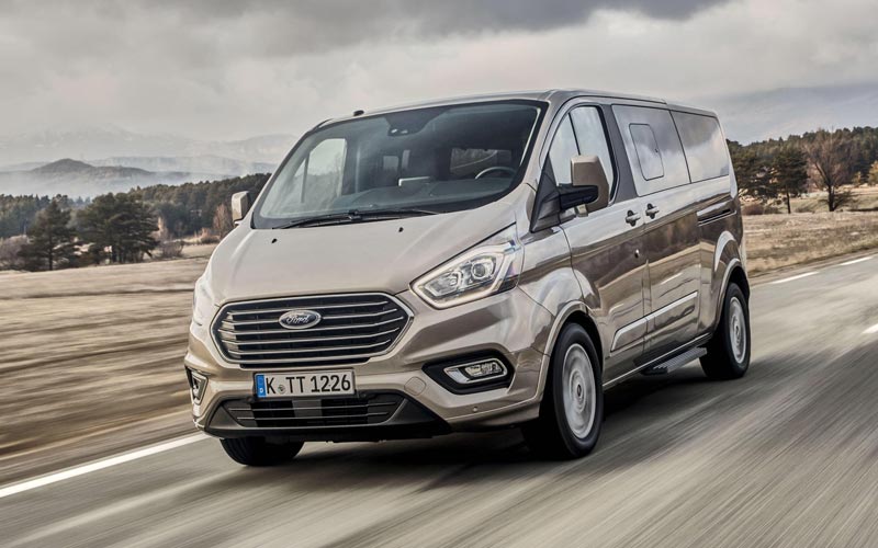  Ford Tourneo Custom LWB  (2017-2023)