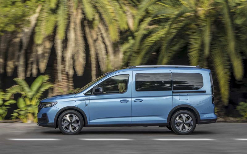  Ford Grand Tourneo Connect 