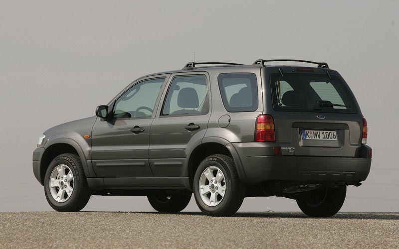  Ford Maverick  (2004-2007)