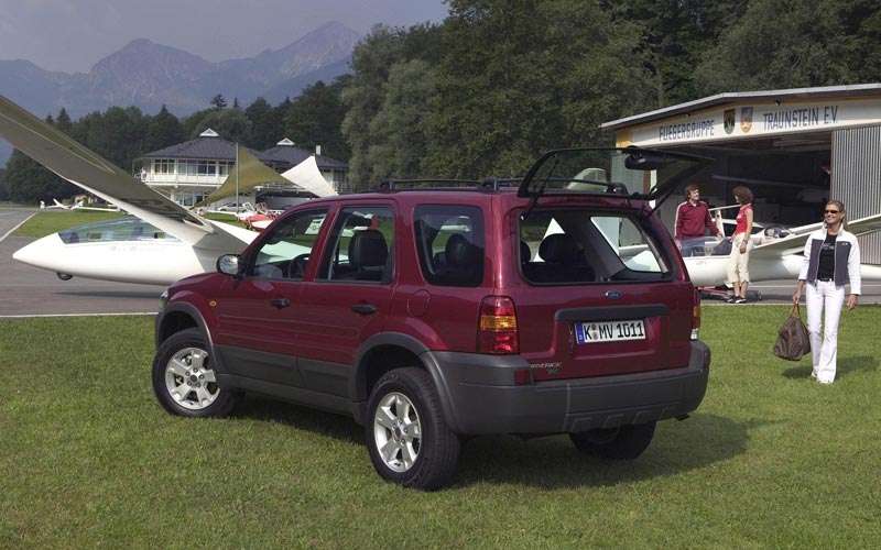  Ford Maverick  (2004-2007)