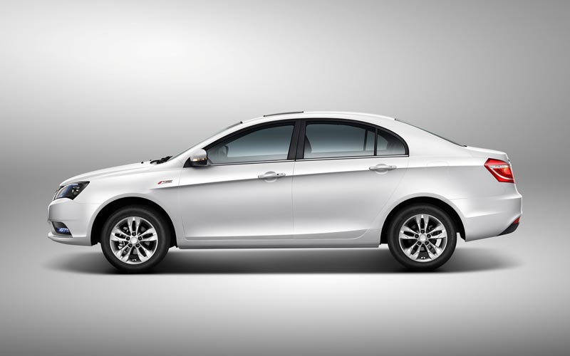  Geely Emgrand 7  (2016-2018)