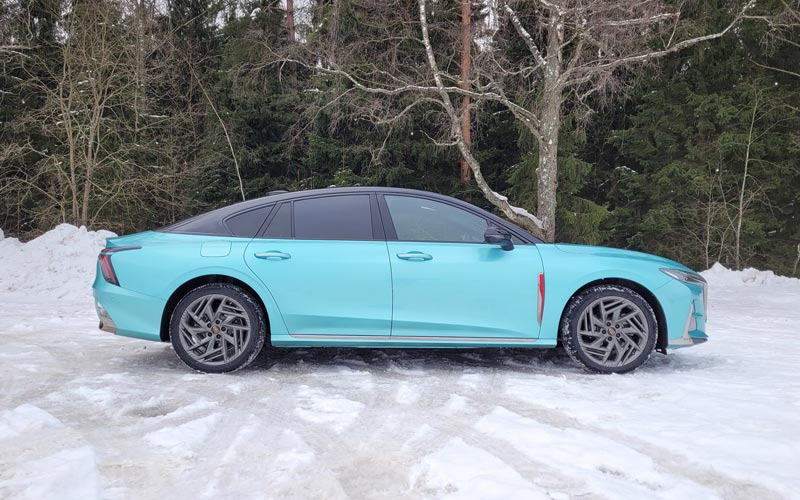 ���� Hongqi H6 