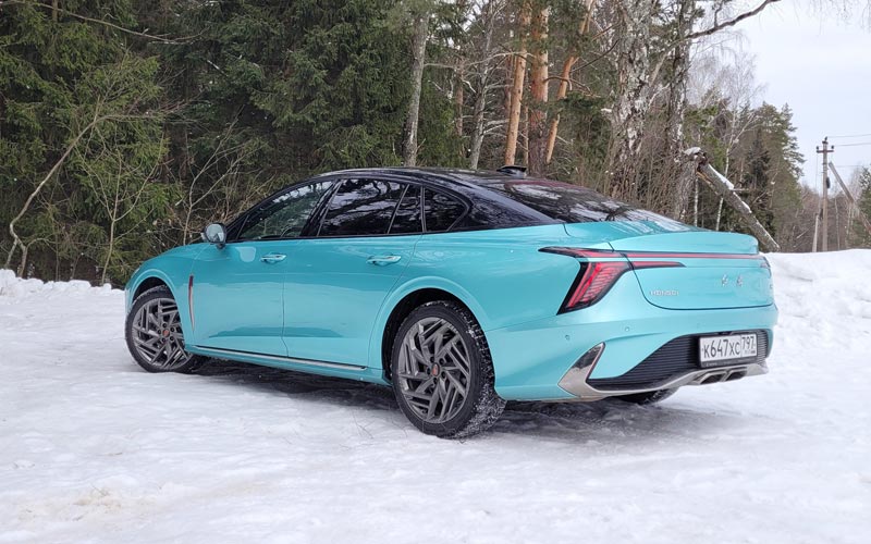 ���� Hongqi H6 