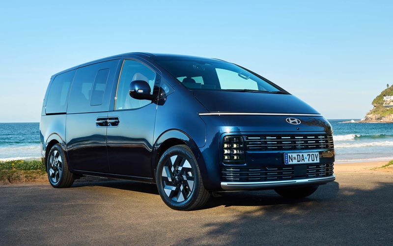 ���� Hyundai Staria 