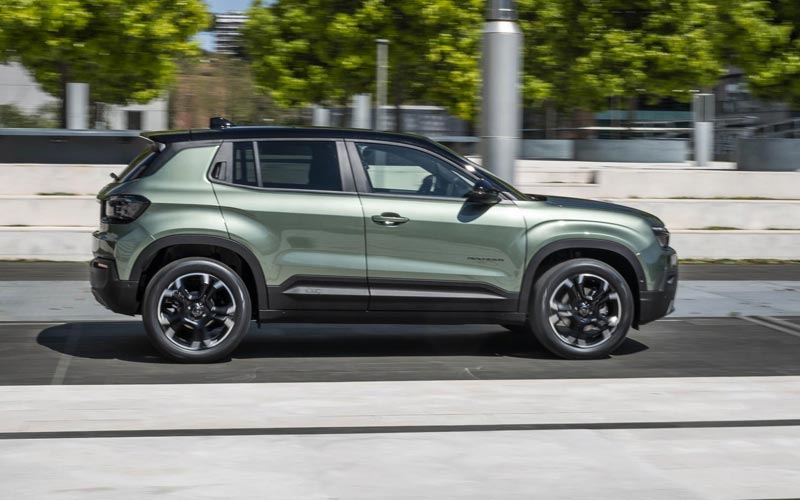 ���� Jeep Avenger 