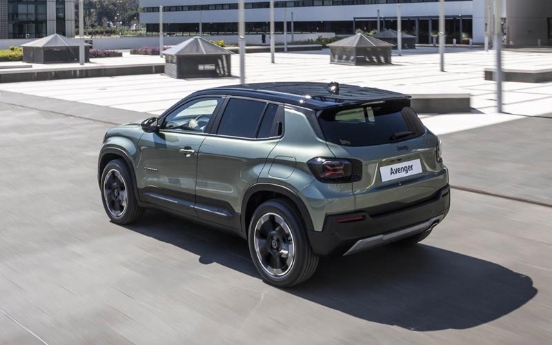 ���� Jeep Avenger 