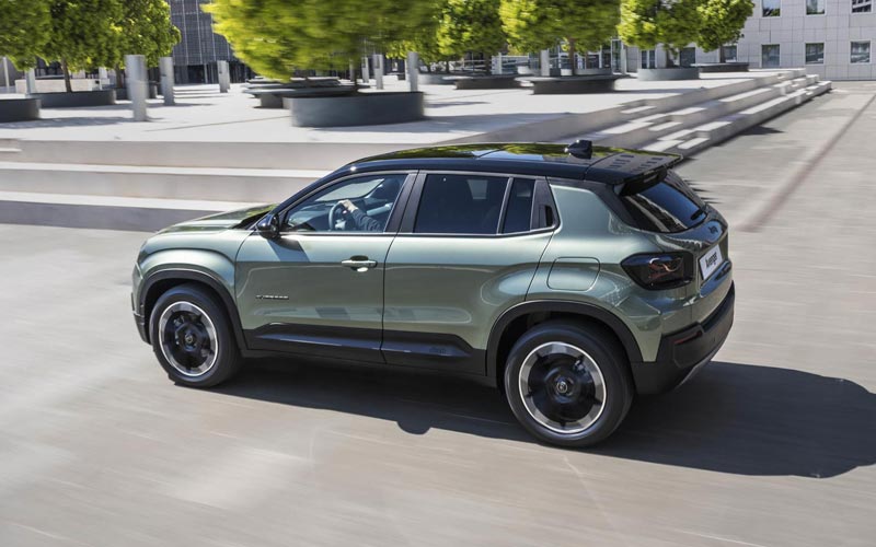 ���� Jeep Avenger 