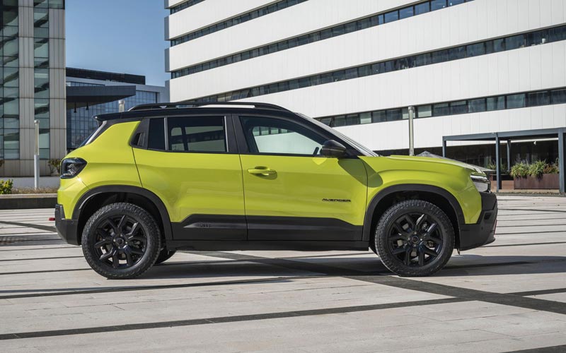 ���� Jeep Avenger 4xe 