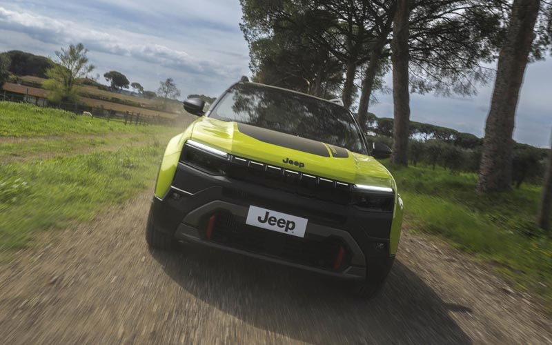 ���� Jeep Avenger 4xe 