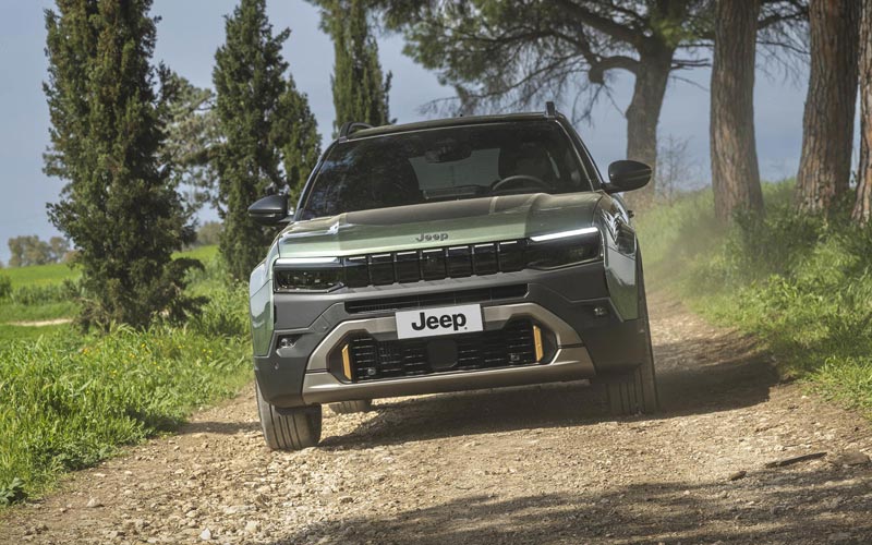 ���� Jeep Avenger 4xe 