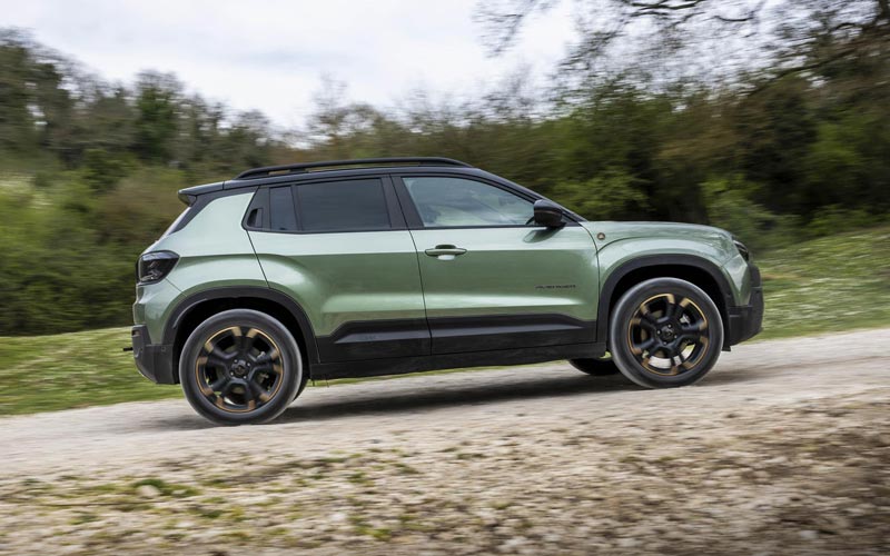 ���� Jeep Avenger 4xe 