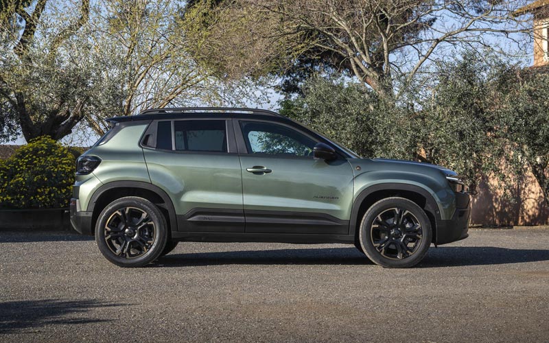 ���� Jeep Avenger 4xe 