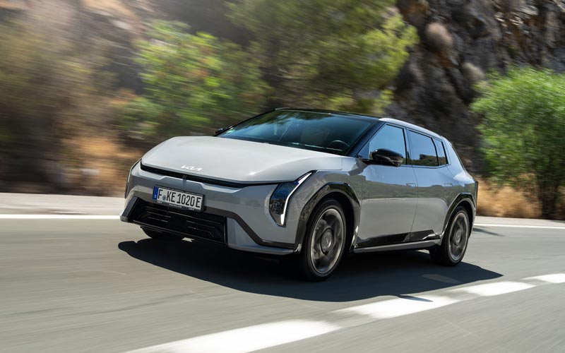  Kia EV4 