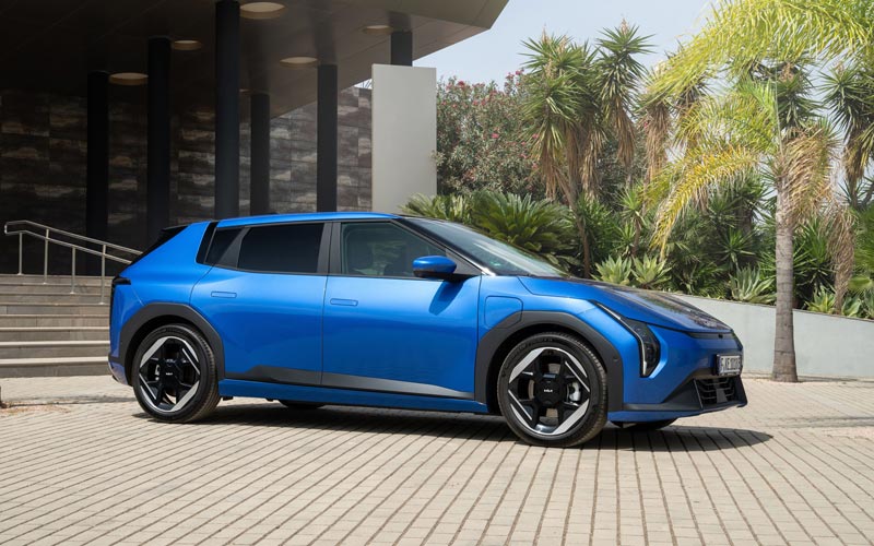  Kia EV4 