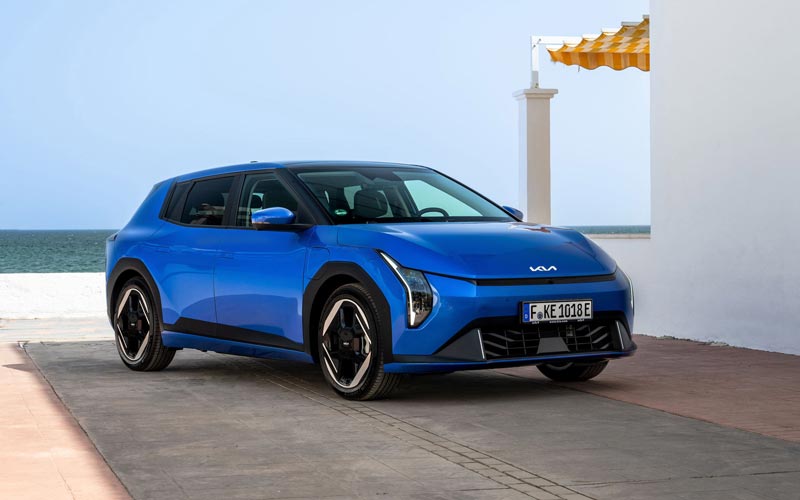  Kia EV4 