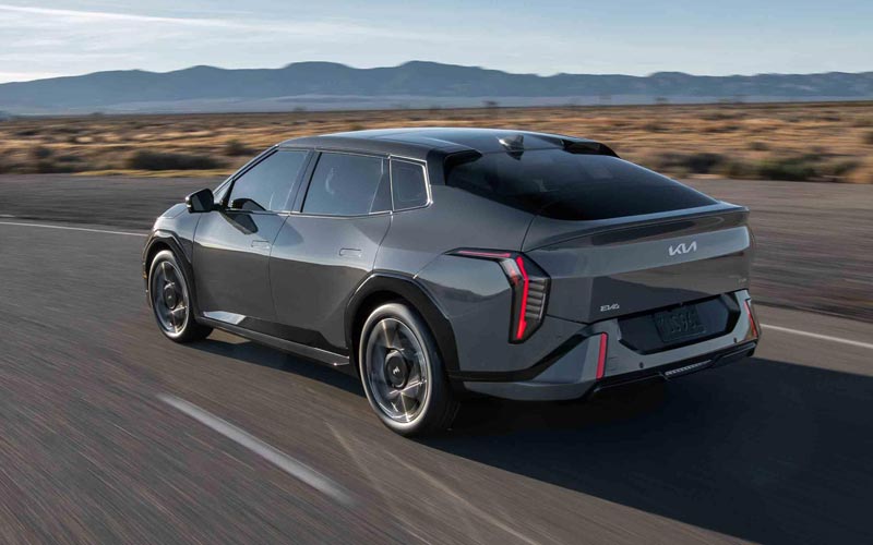  Kia EV4 Sedan 
