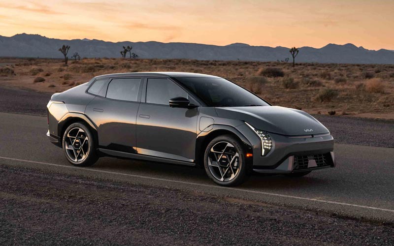  Kia EV4 Sedan 