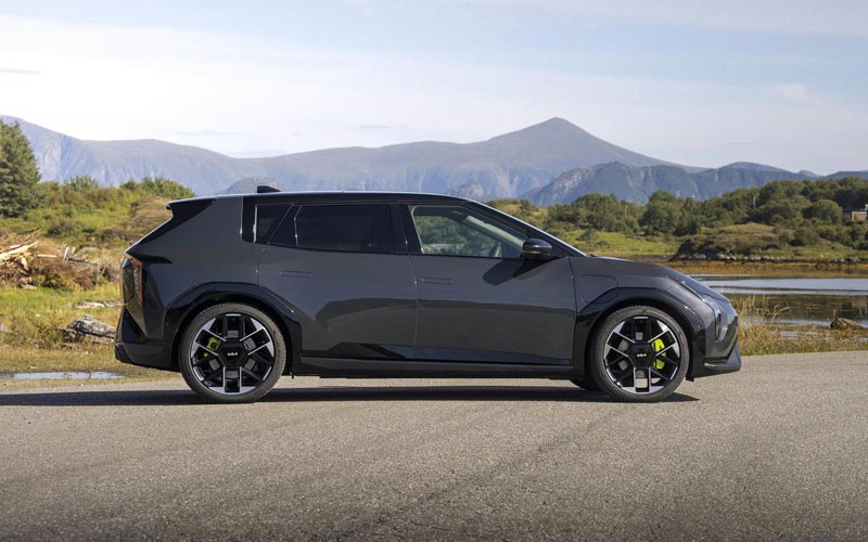 ���� Kia EV4 GT 