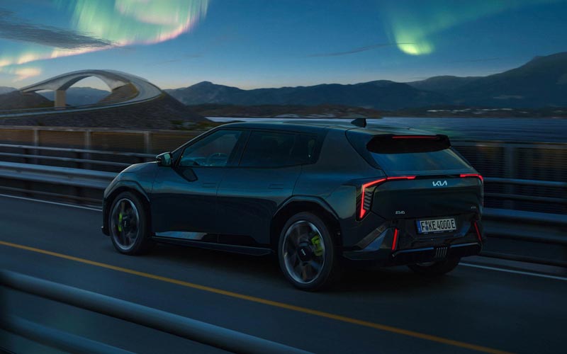 ���� Kia EV4 GT 