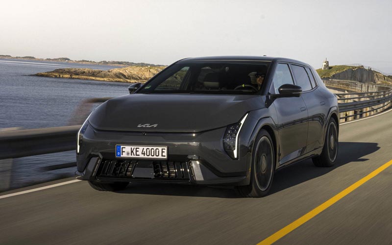 ���� Kia EV4 GT 