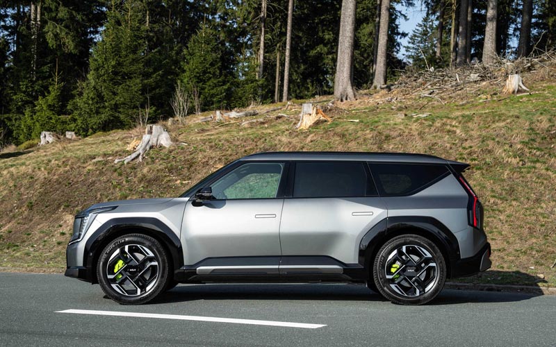 ���� Kia EV9 GT 