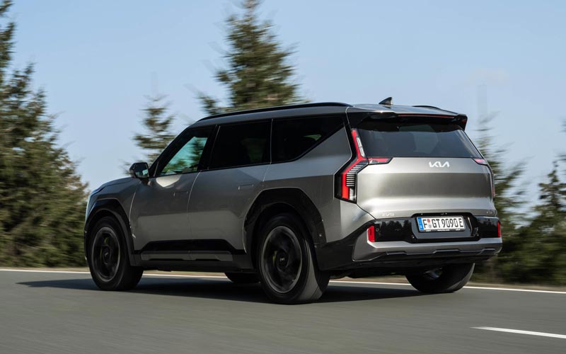 ���� Kia EV9 GT 