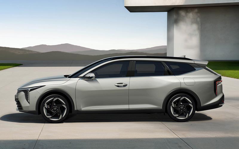 ���� Kia K4 Sportwagon 