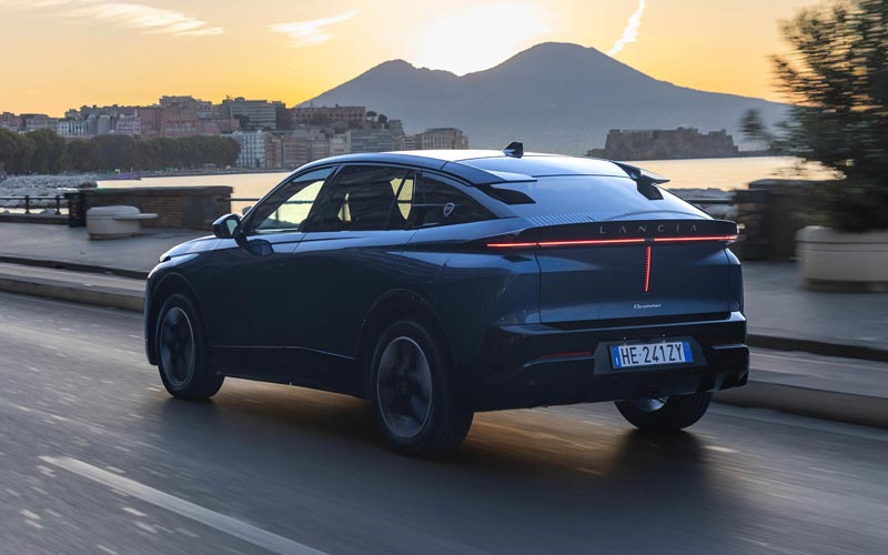 ���� Lancia Gamma 