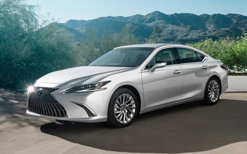 ���� Lexus ES  (2021-2025)