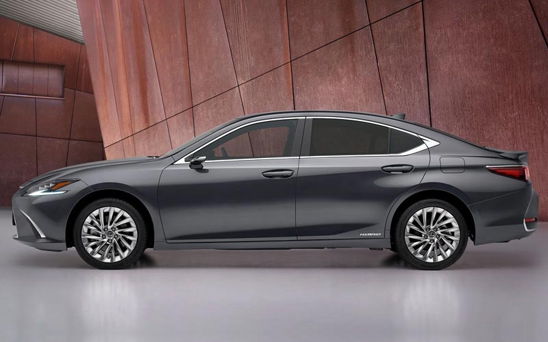 ���� Lexus ES  (2021-2025)