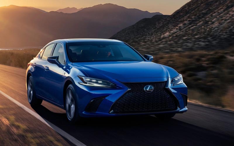 ���� Lexus ES  (2021-2025)