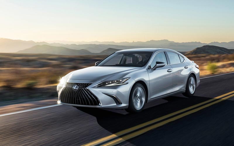���� Lexus ES  (2021-2025)