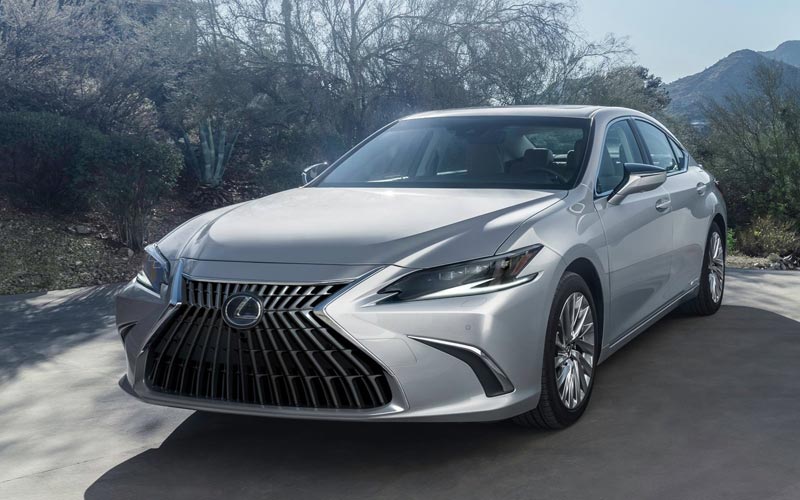 ���� Lexus ES  (2021-2025)