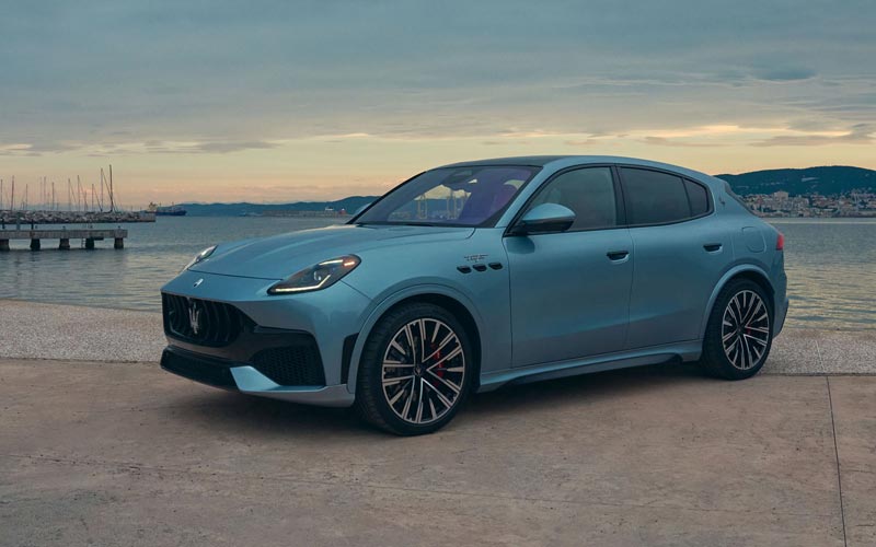 ���� Maserati Grecale Trofeo 