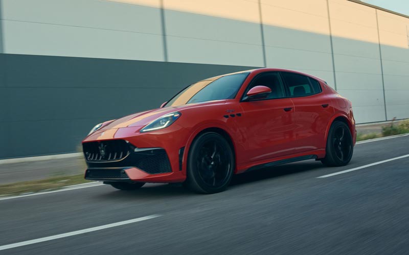 ���� Maserati Grecale Trofeo 