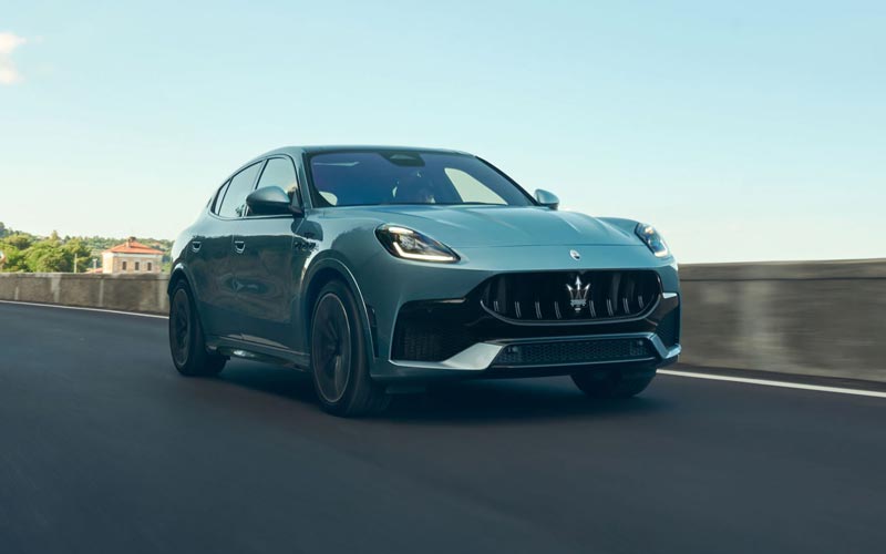 ���� Maserati Grecale Trofeo 