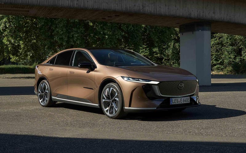  Mazda 6e 