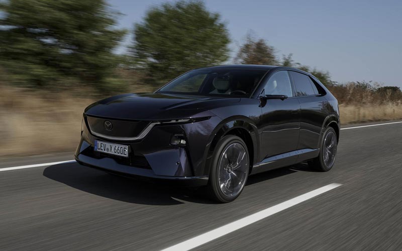 ���� Mazda CX-6e 